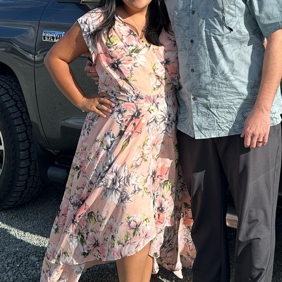 Eliza J || Asymmetrical Hi-Low Floral Maxi Dress - Picture 8 of 8